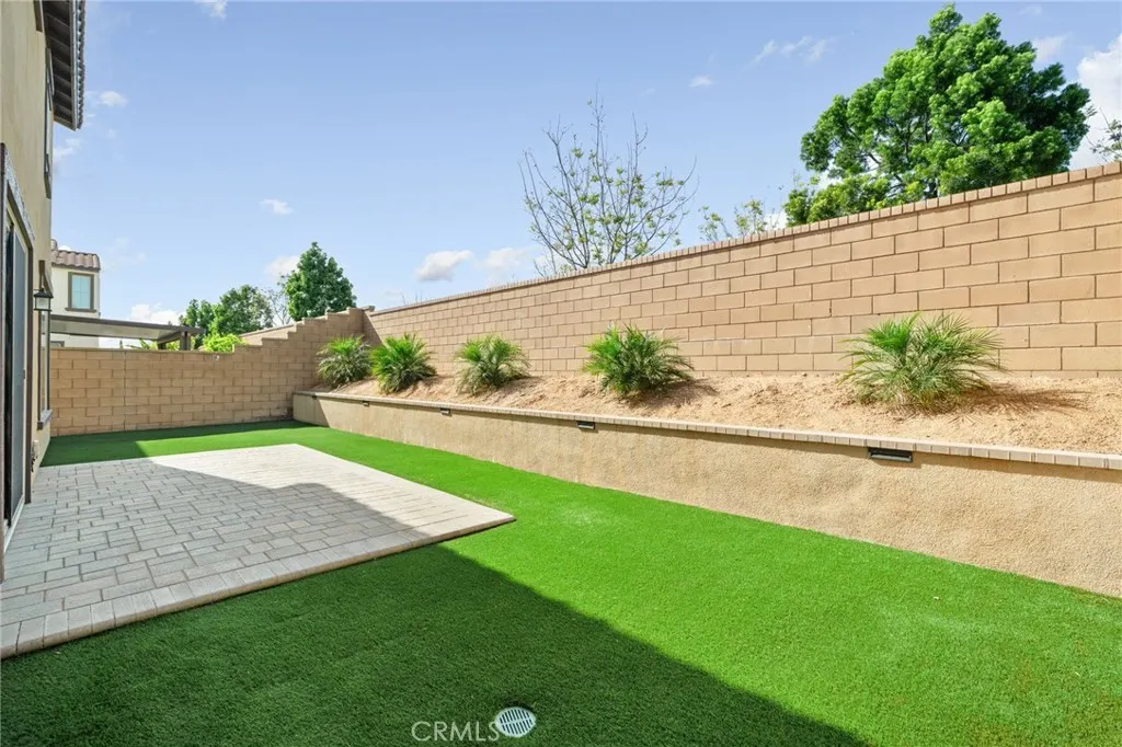 3121 E Silver Sky Drive