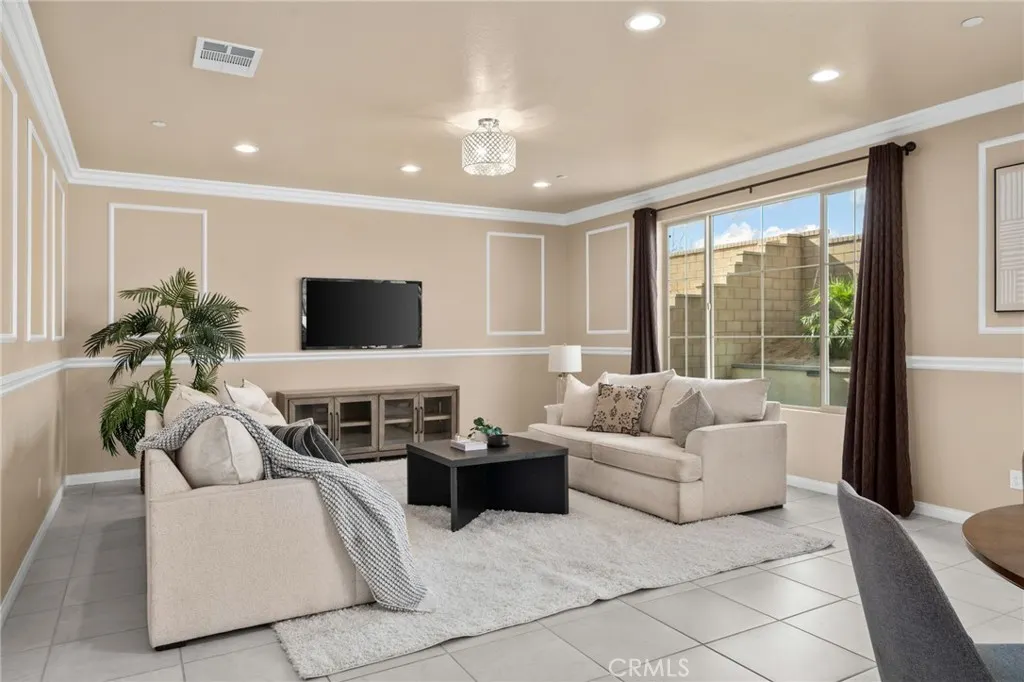 3121 E Silver Sky Drive