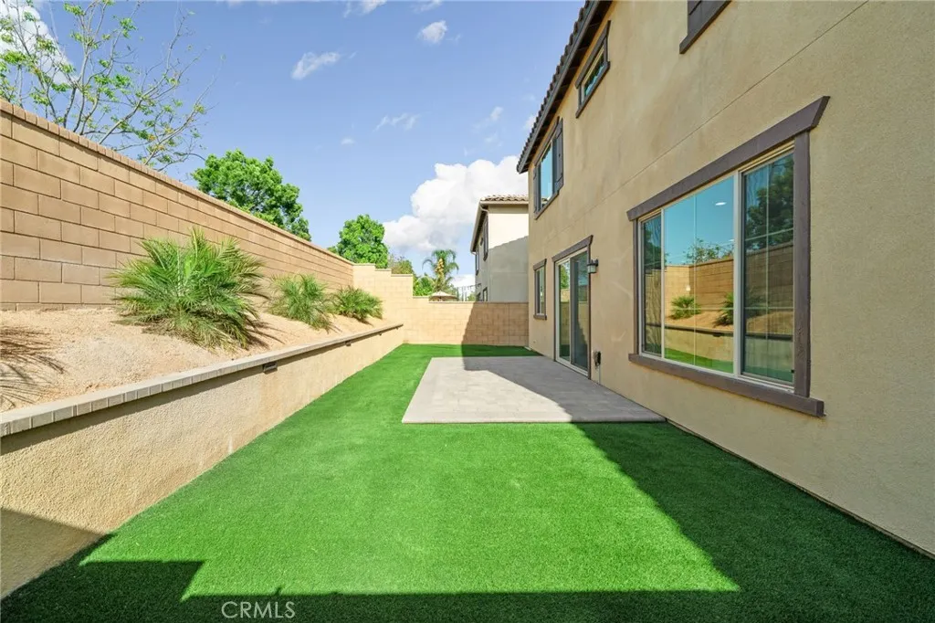 3121 E Silver Sky Drive