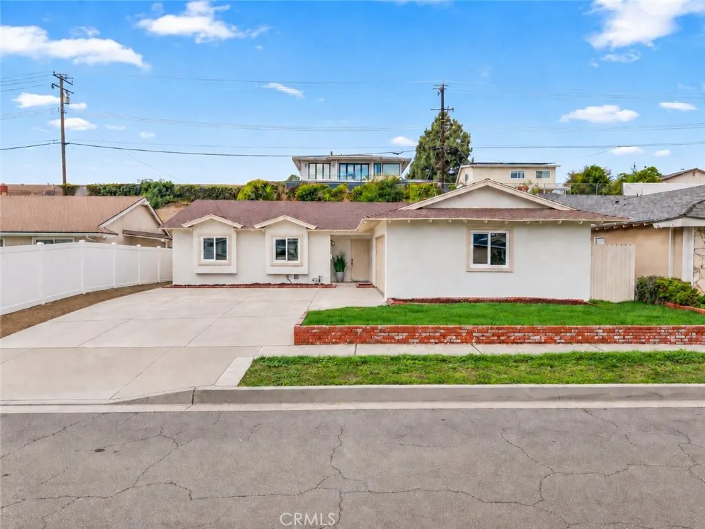 227 N Pintado Drive