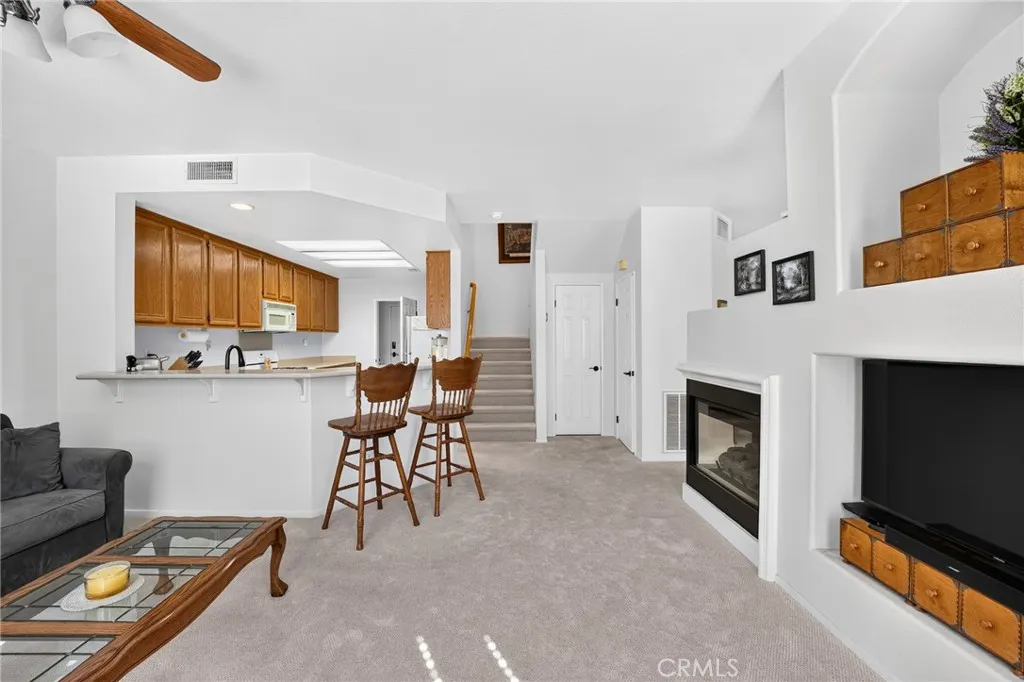 1014 N Turner #248