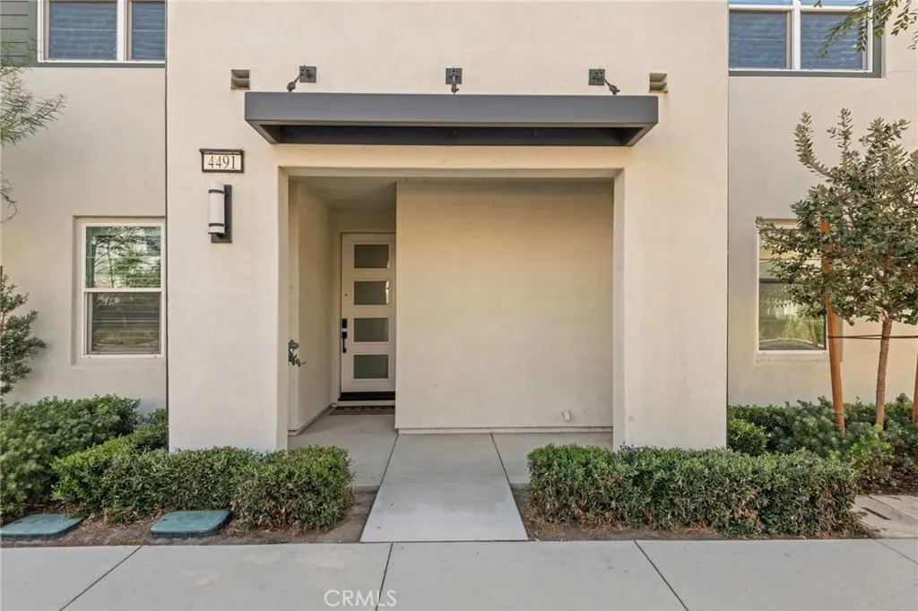4491 S Grant Paseo