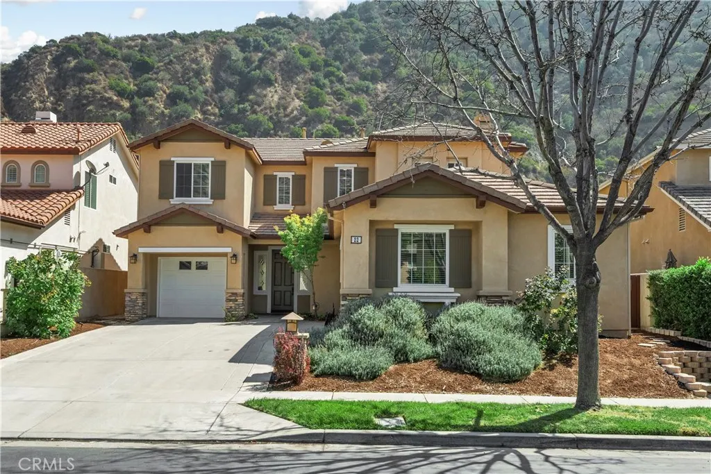 22 River Rock Court