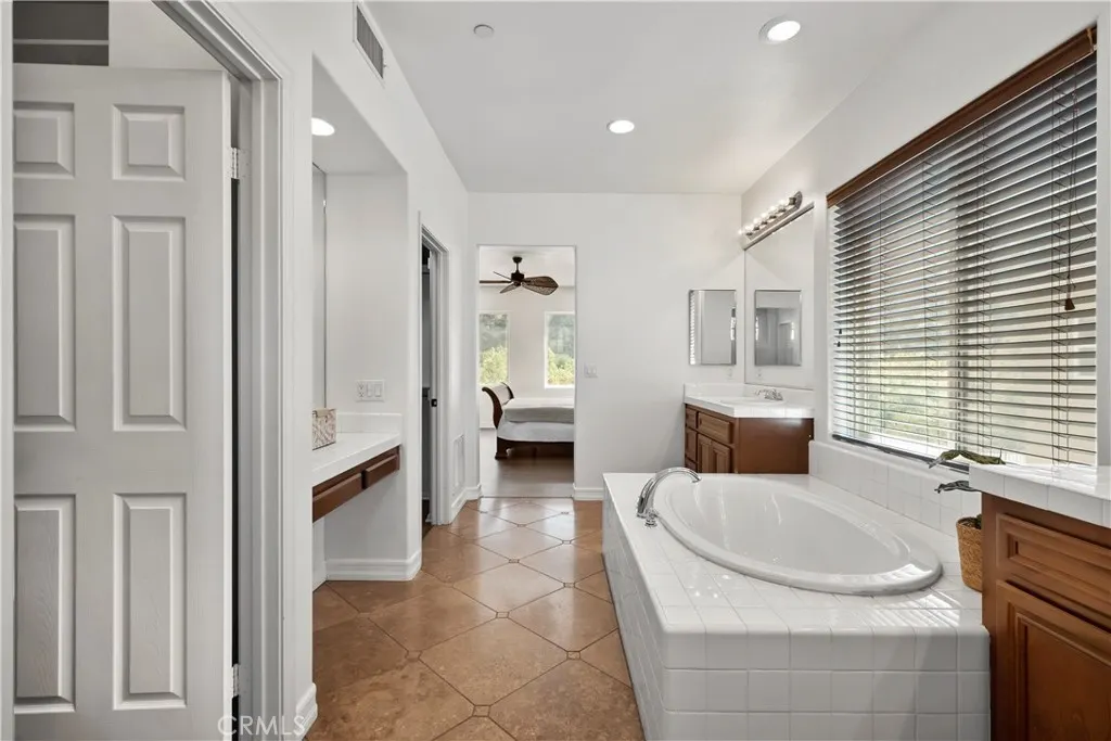 22 River Rock Court