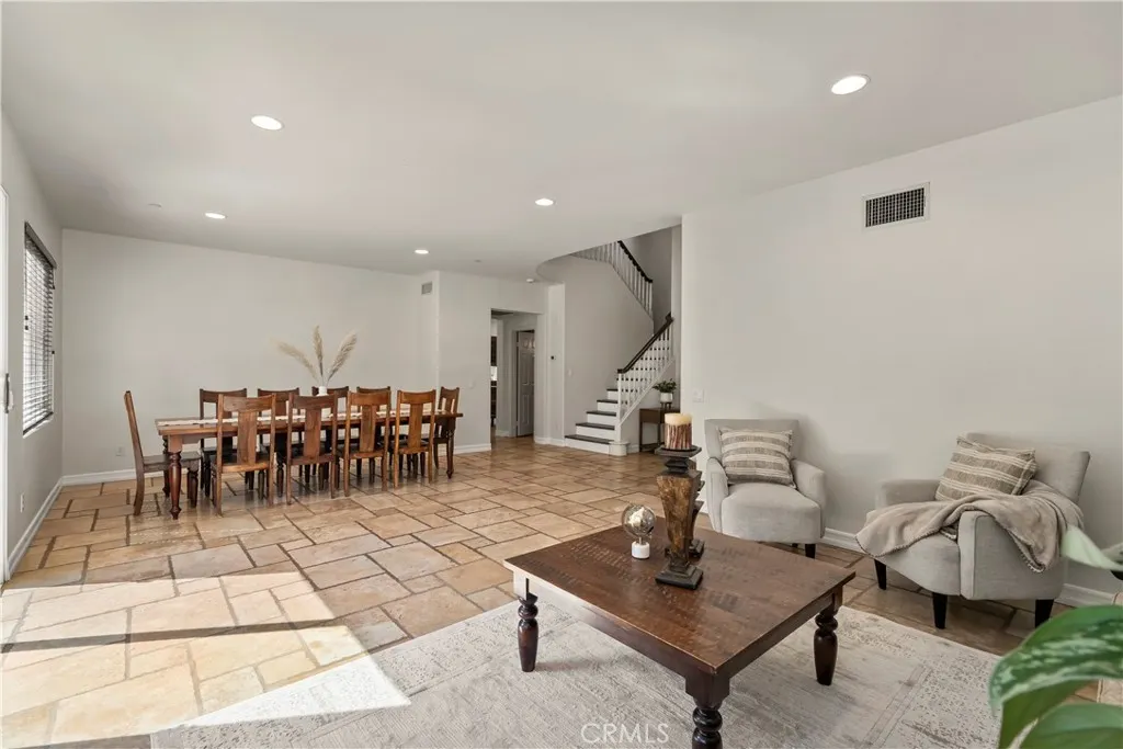 22 River Rock Court