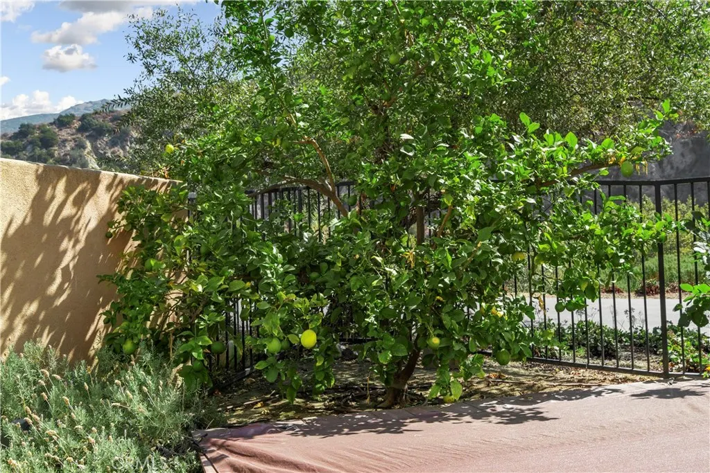 22 River Rock Court
