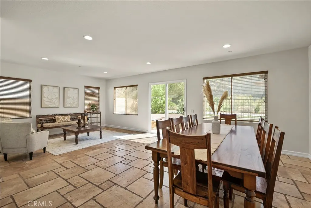 22 River Rock Court