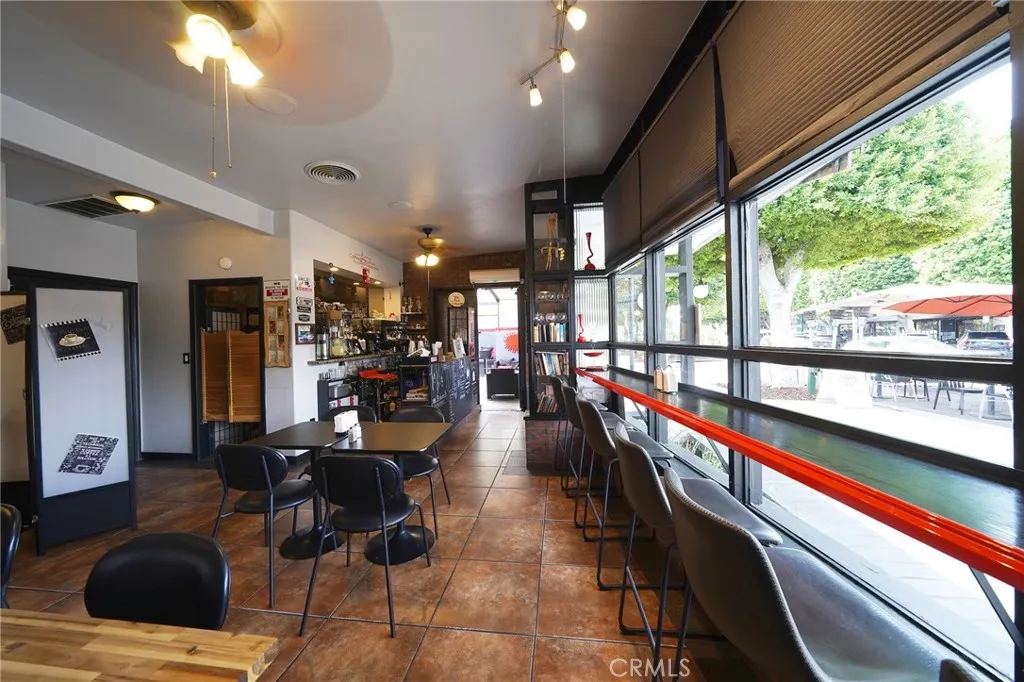 222 N Glendora Ave