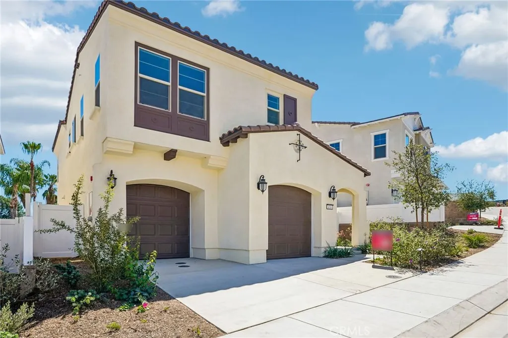 474 Citrus Oak Road