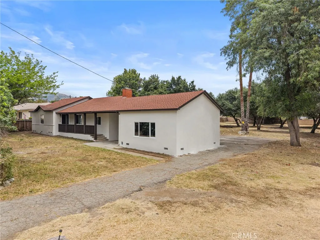 736 N Walnut Avenue