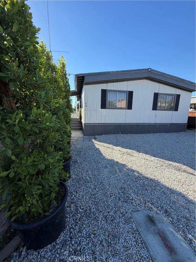 402 E Foothill Blvd SPC 59