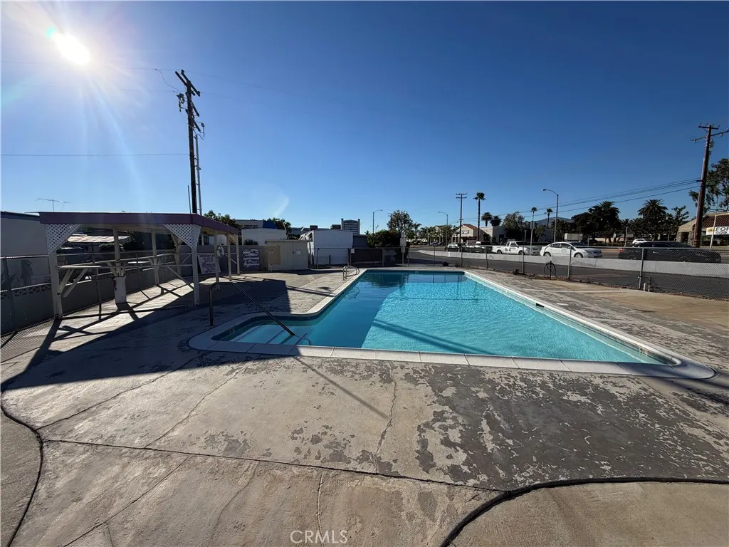 402 E Foothill Blvd SPC 59