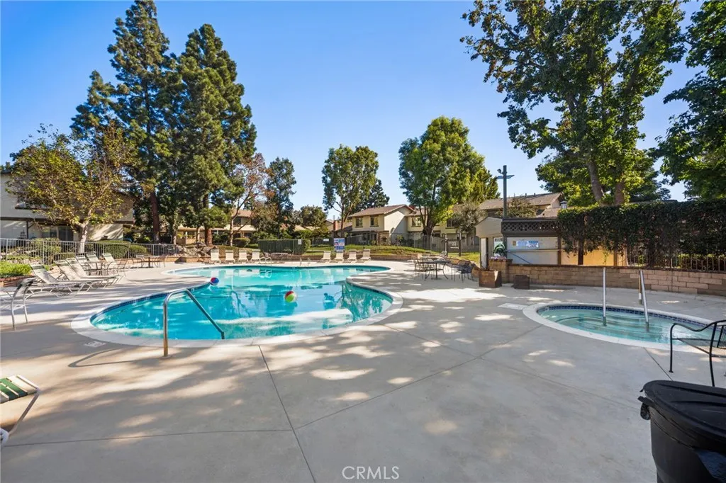 1772 Aspen Village