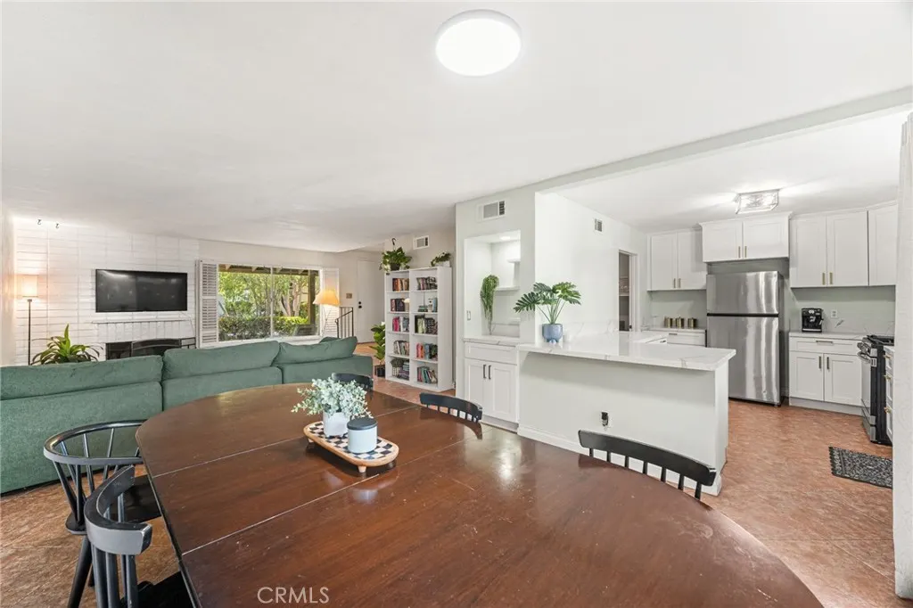 1772 Aspen Village