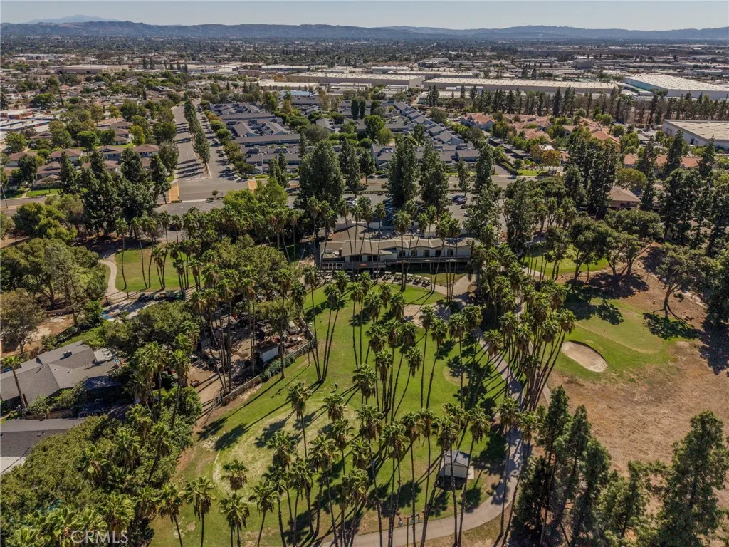 1168 W Calle Del Sol, #4