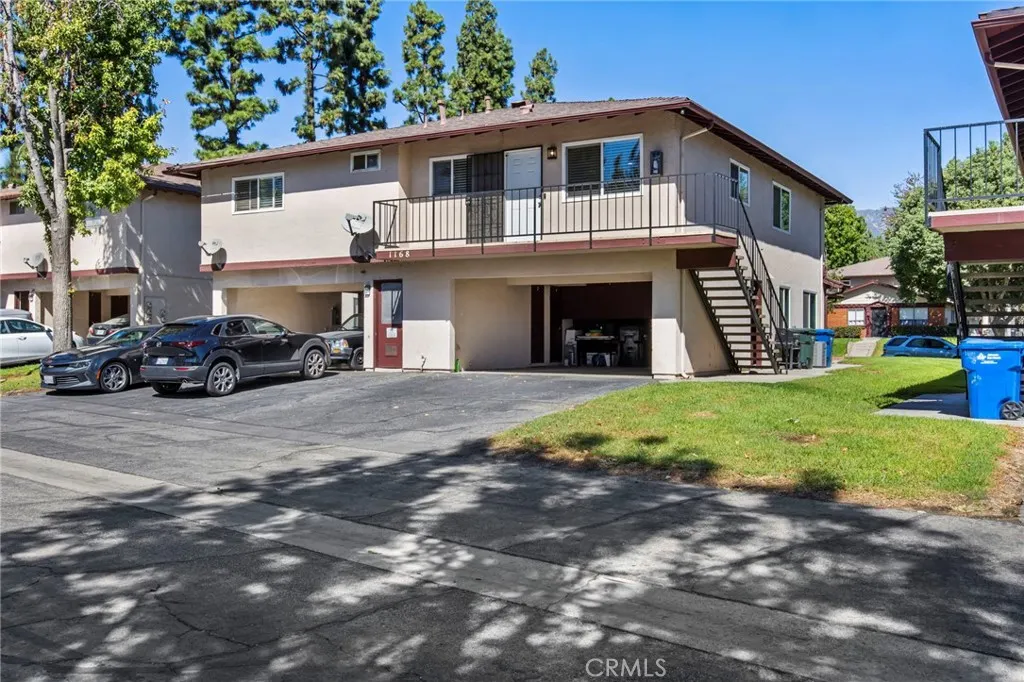 1168 W Calle Del Sol, #4