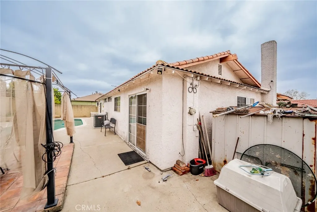 606 S Darney Avenue