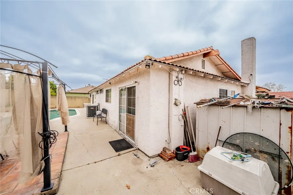 606 S Darney Avenue