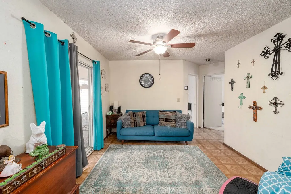427 N Walnuthaven Drive