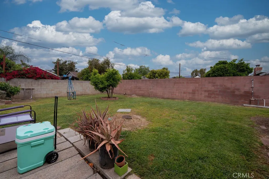 427 N Walnuthaven Drive