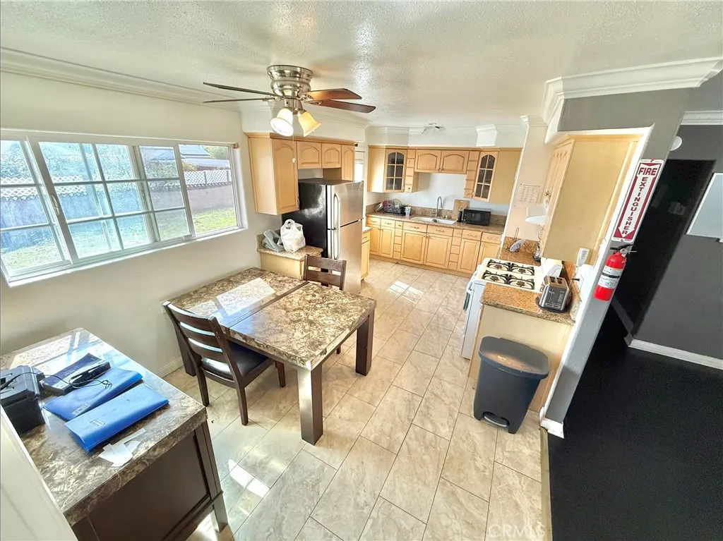 732 James Place