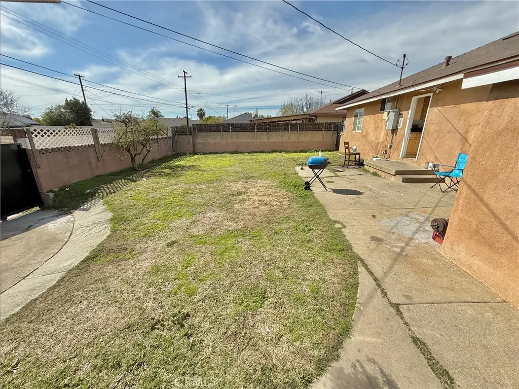 732 James Place