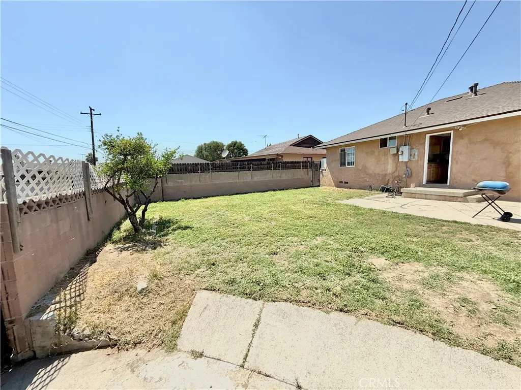 732 James Place