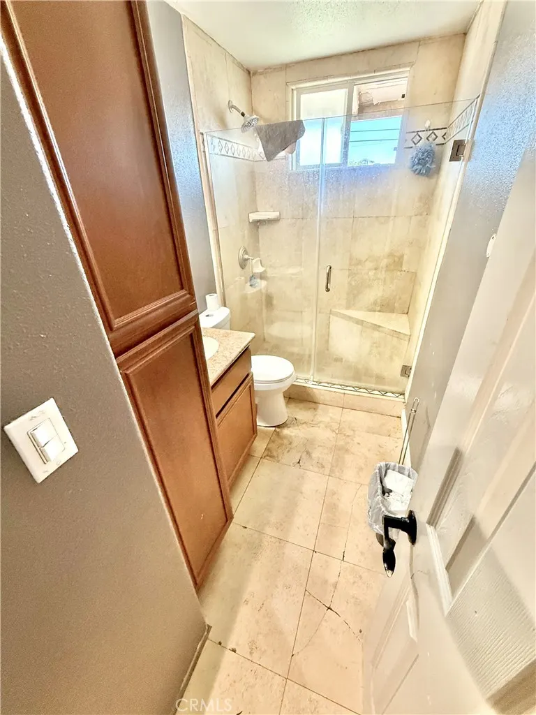 732 James Place