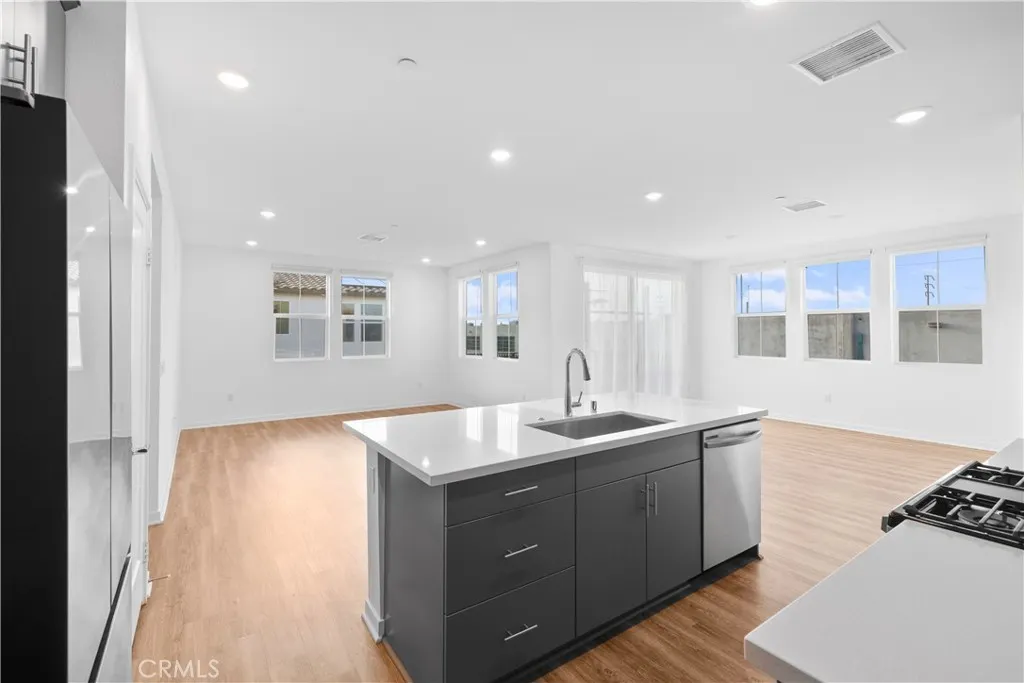 656 Lemon Lane