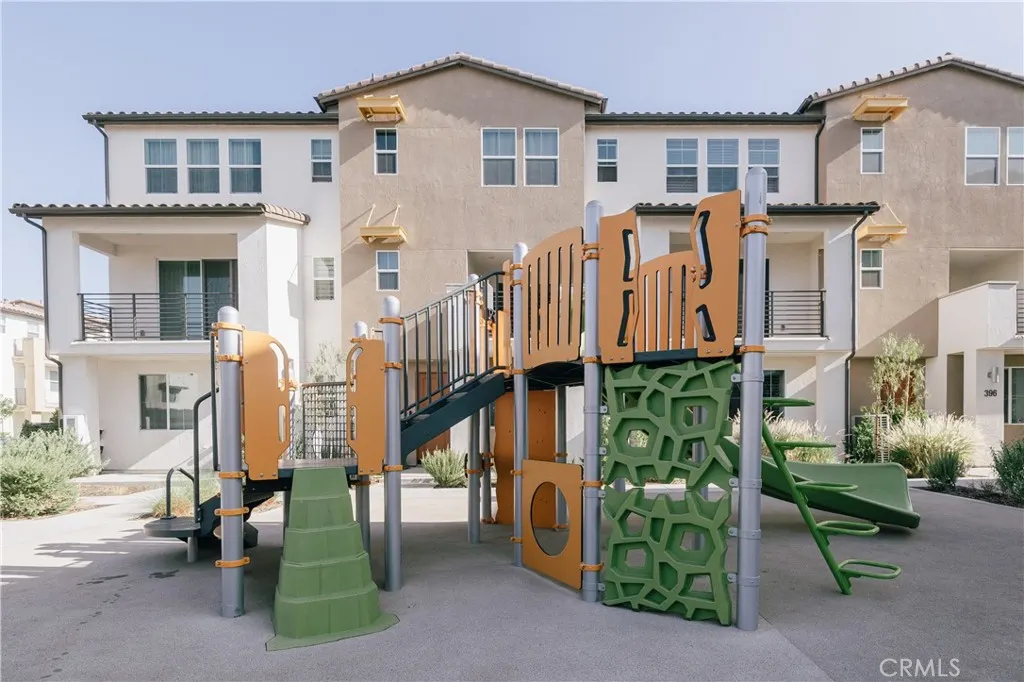 656 Lemon Lane