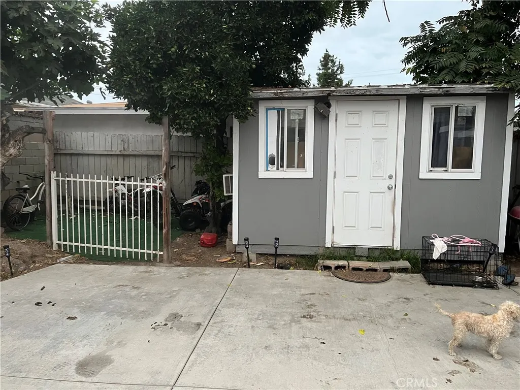 3606 Beuville Avenue