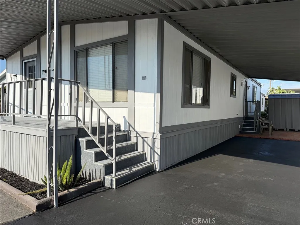 1045 N Azusa Ave, #44