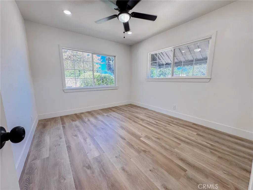 765 W Lexington Avenue