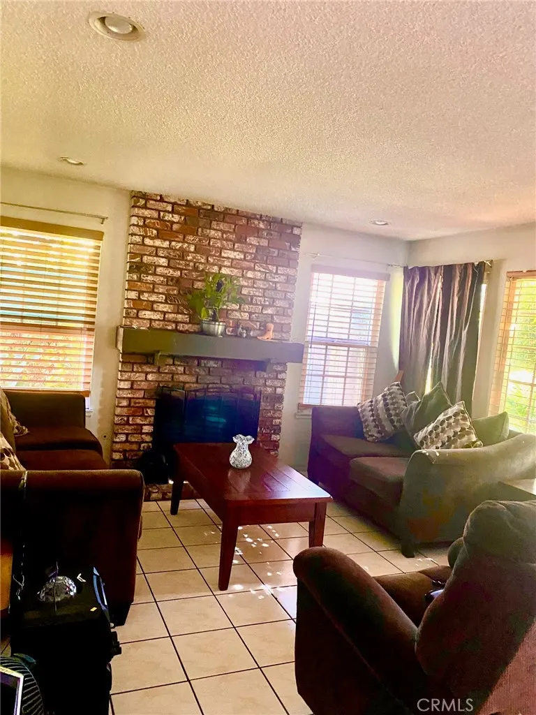 1949 S Palm Place