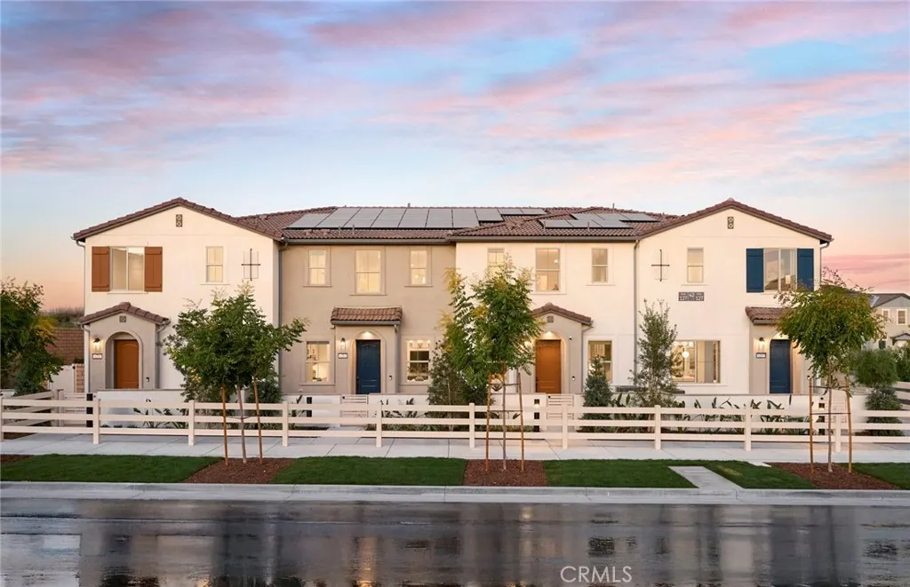 4218 East Honeybee Paseo