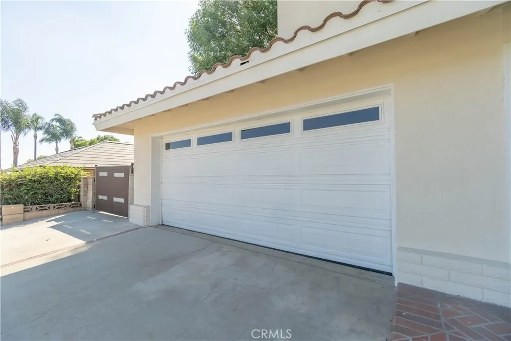 306 Ivy Court