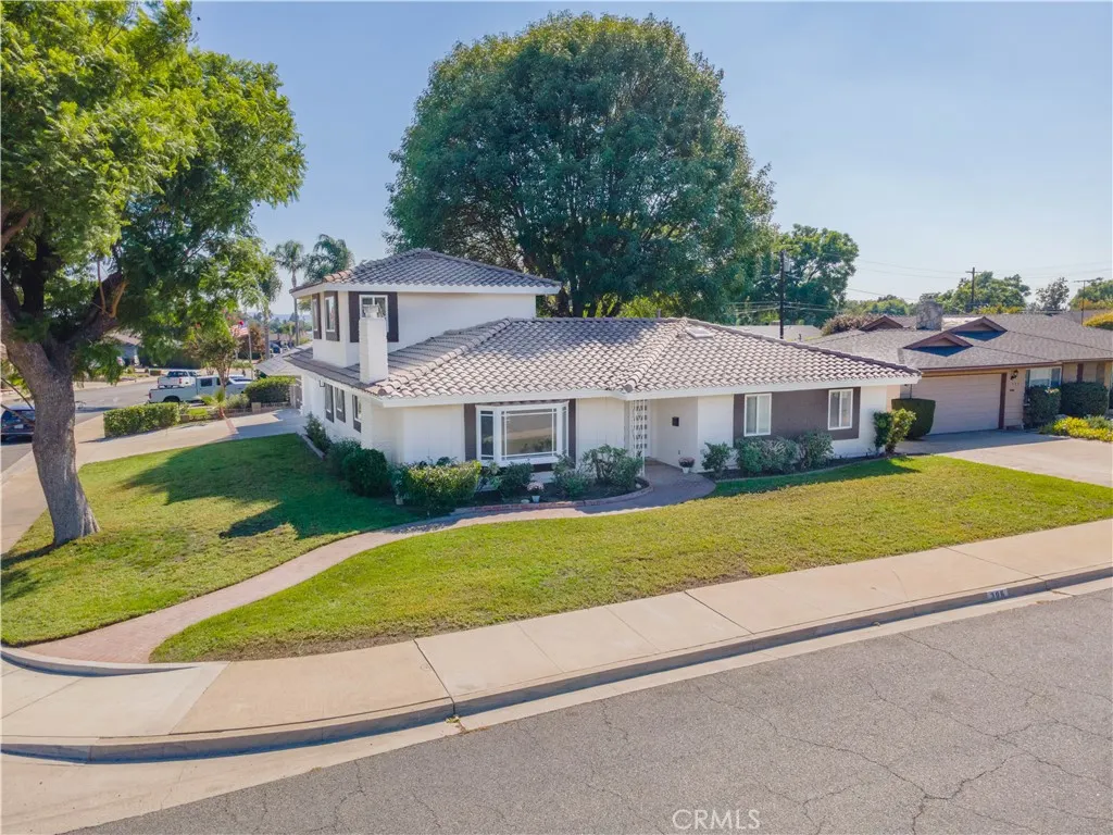 306 Ivy Court