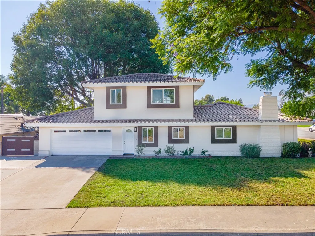 306 Ivy Court