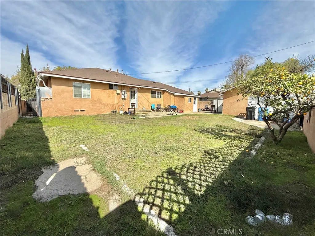 732 James Place