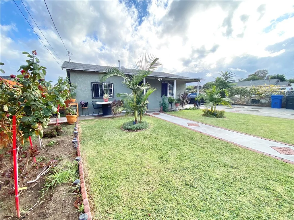 830 E Emporia Street