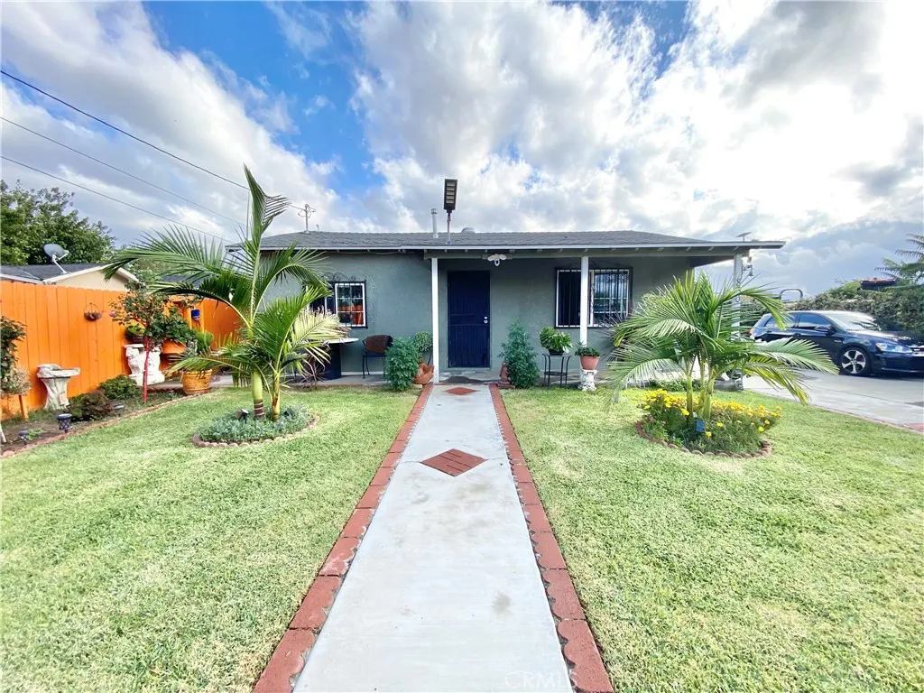 830 E Emporia Street
