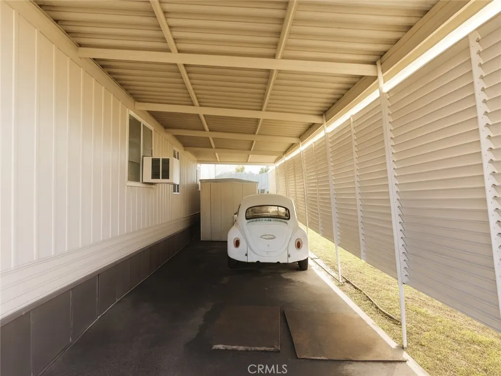 1045 Azusa #191