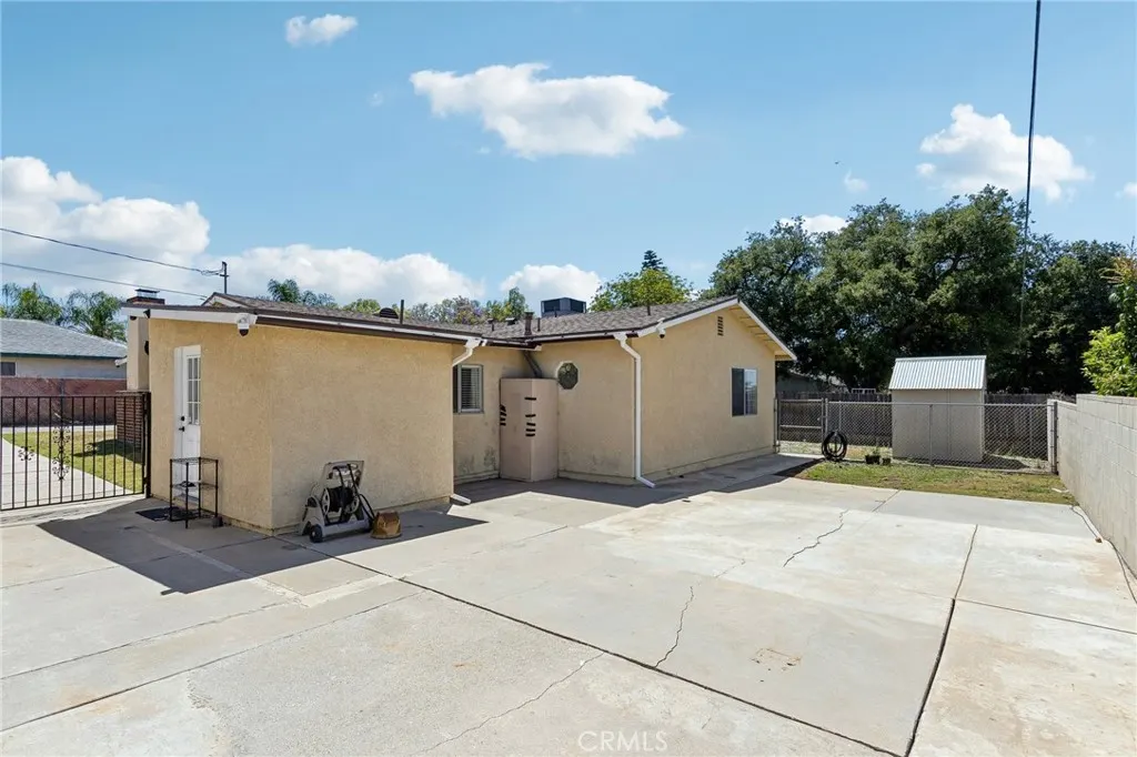 4443 N Sunflower