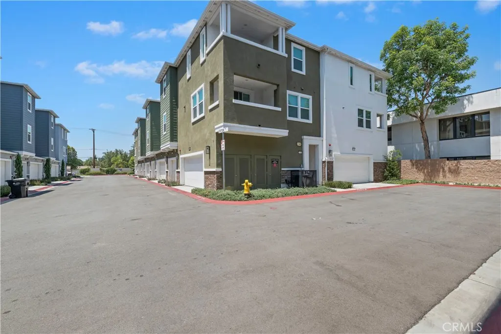 1750 Cayton Loop