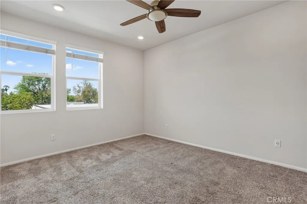 1750 Cayton Loop