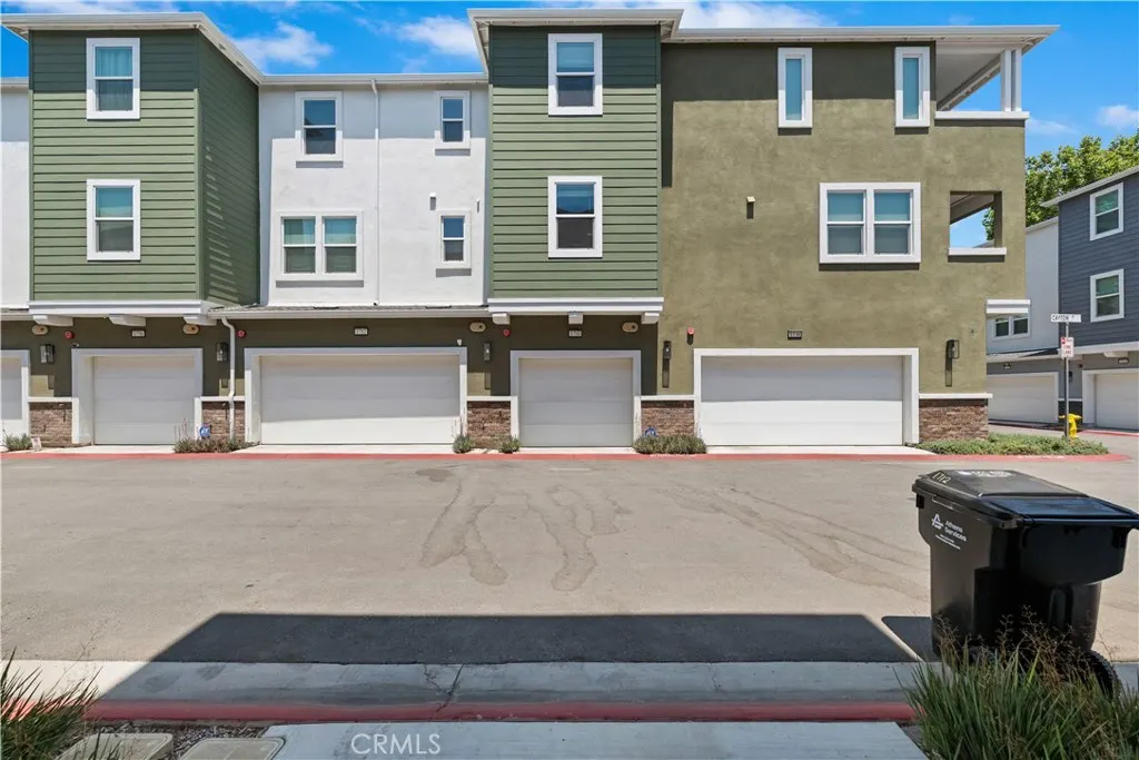1750 Cayton Loop