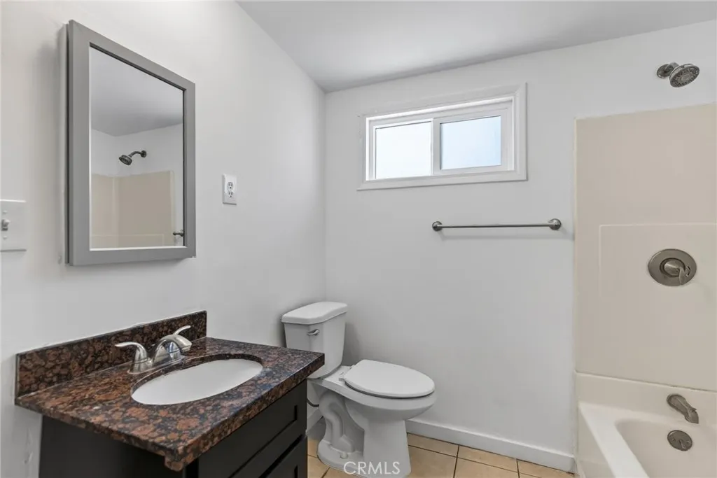 13813 Clearcrest