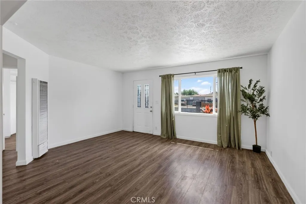 13813 Clearcrest