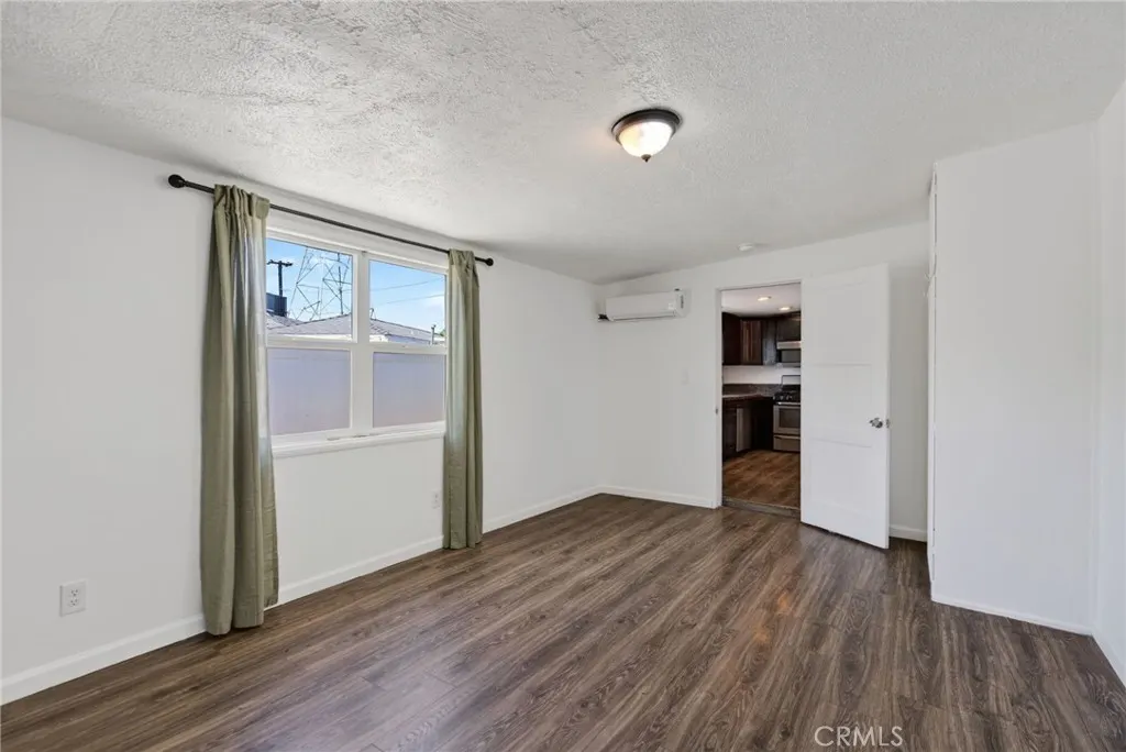 13813 Clearcrest