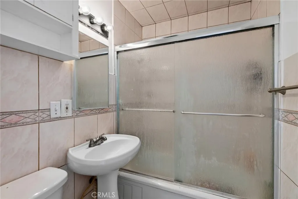 13813 Clearcrest